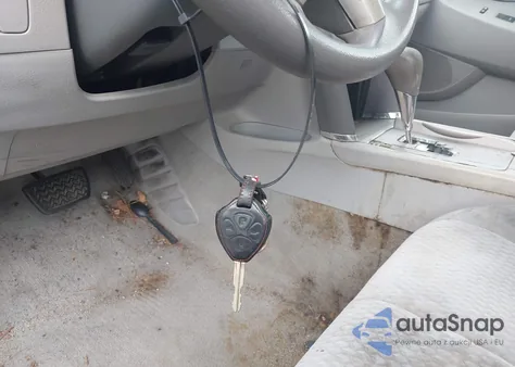 2010 Toyota Camry Le from USA, damaged, VIN 4T1BF3EK6AU564163